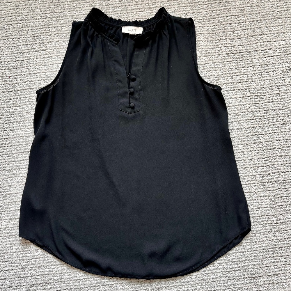 LOFT Outlet sleeveless black blouse, size XS